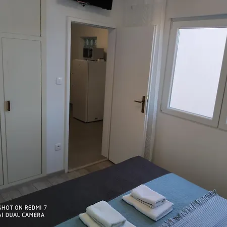 Apartman By The Sea - Perna, Peljesac - 4544