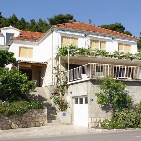 By The Sea - Perna, Peljesac - 4544 *