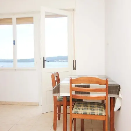 Appartement By The Sea - Perna, Peljesac - 4544